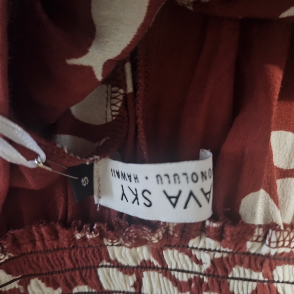 Ava Sky Maroon Wide Leg Pants with White Fish Print - Picture 3 of 7